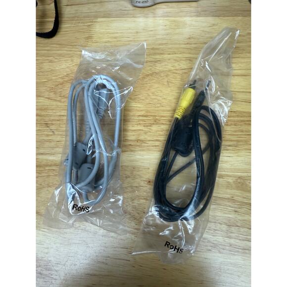 Olympus FE-210 Digital Camera 7.1 MP + Strap + OEM Cables (TESTED) Silver AA Bat - Picture 4 of 10